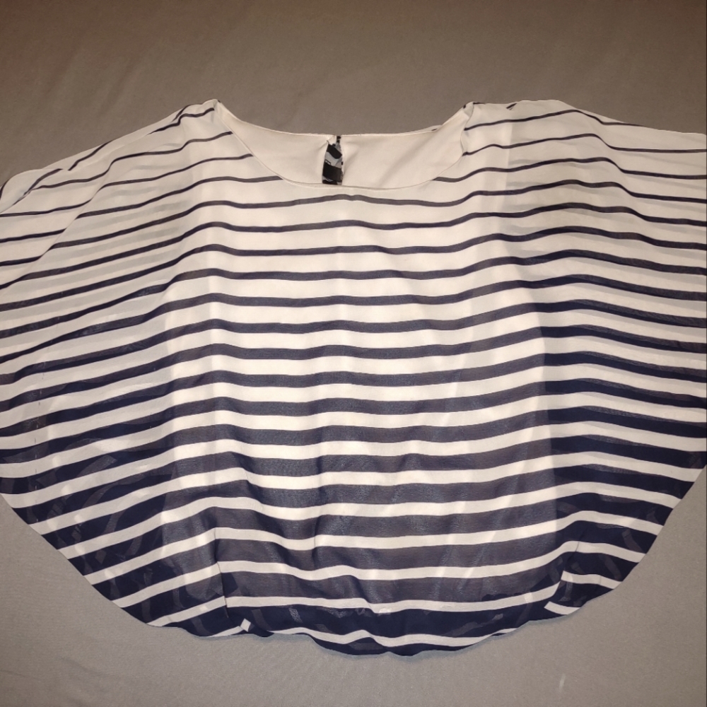 Stripped batwing shirt